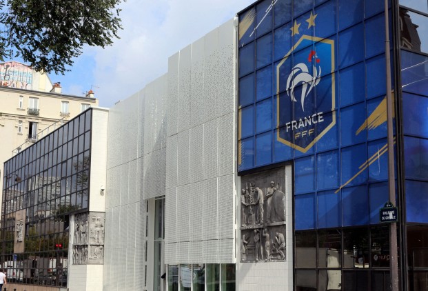 DÉCISION DE LA FFF - FIN DE SAISON